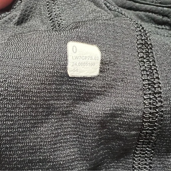 Lululemon Fast and Free High-Rise Classic-Fit Split Short 3” - Reflective Hem - Picture 7 of 7